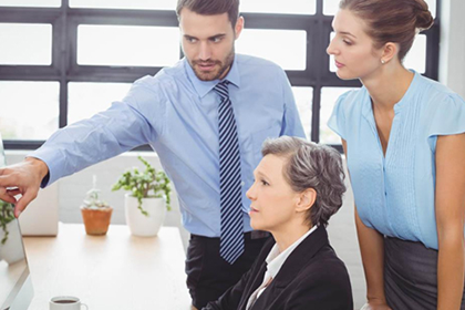 助力企业高效回收两笔欠款